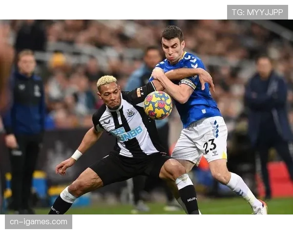 布雷斯特门将做出单场9次扑救，创本赛季法甲纪录